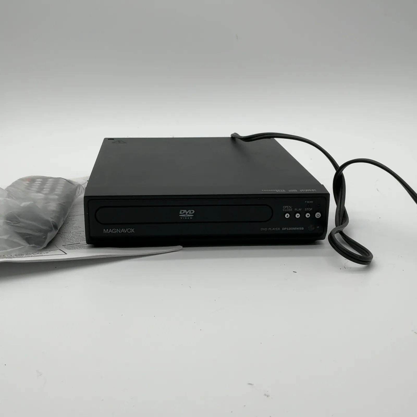 Magnavox DP100MW8B Progressive Scan DVD CD Player