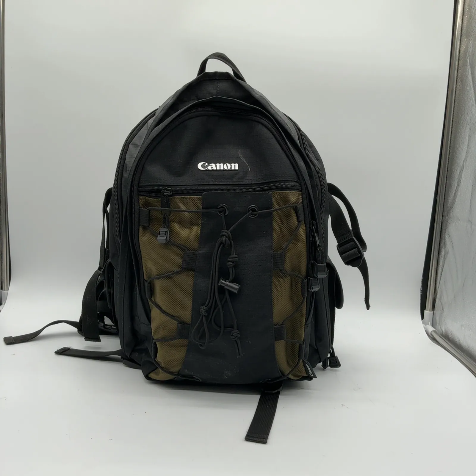 Canon EOS Rebel T3 DSLR Kit with Tamron Lens