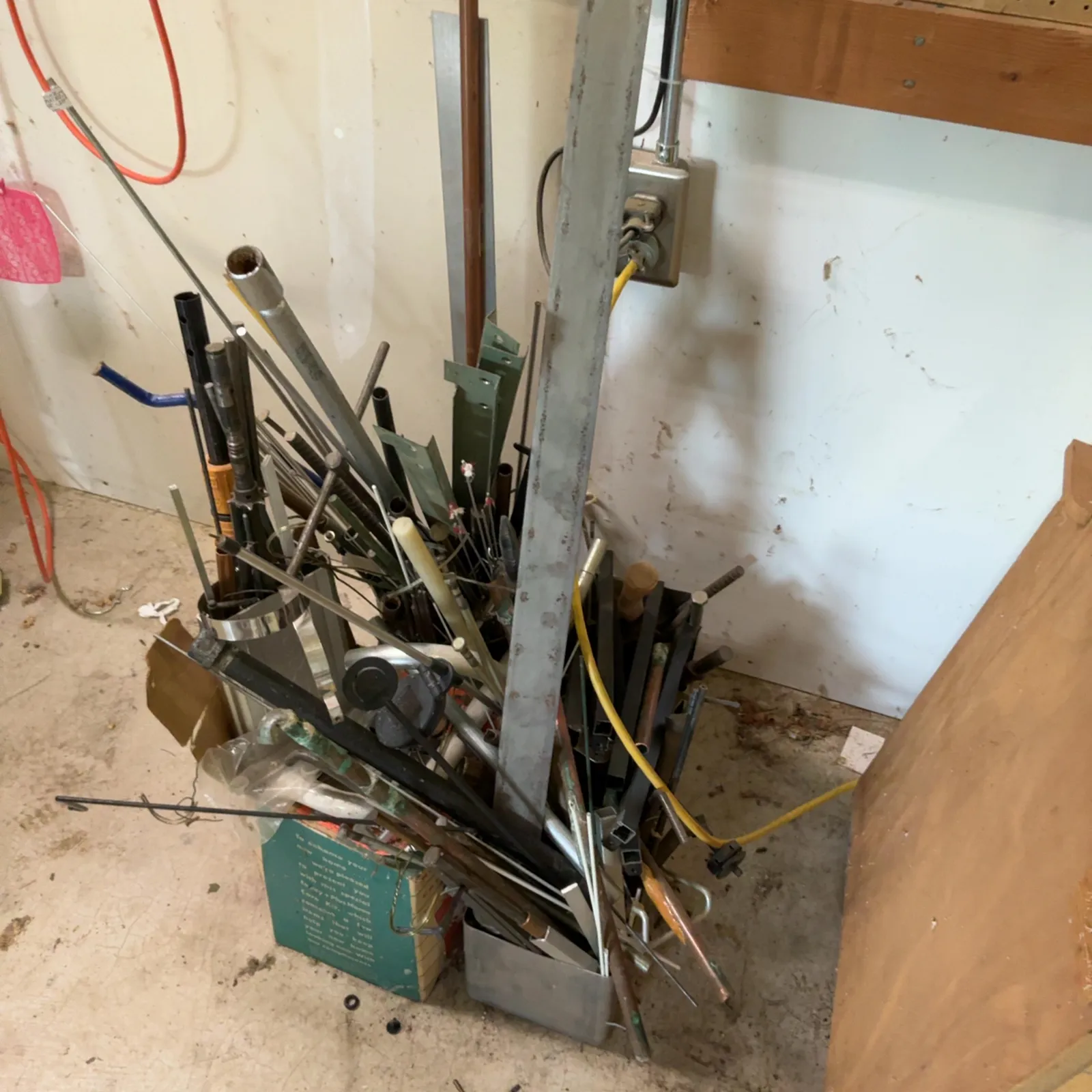Large Metalworking Stock, Tubing & Shop Scrap Lot