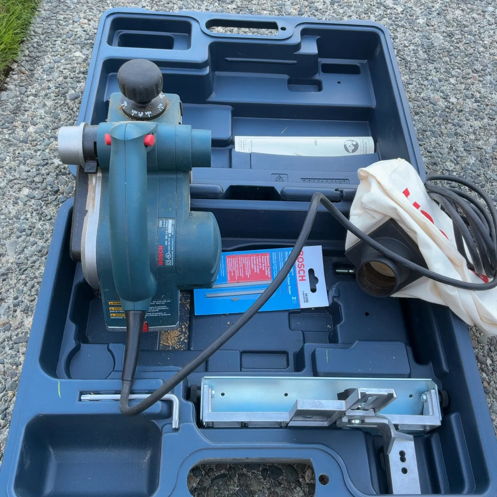 Bosch 1594 Corded Power Planer Kit with Case