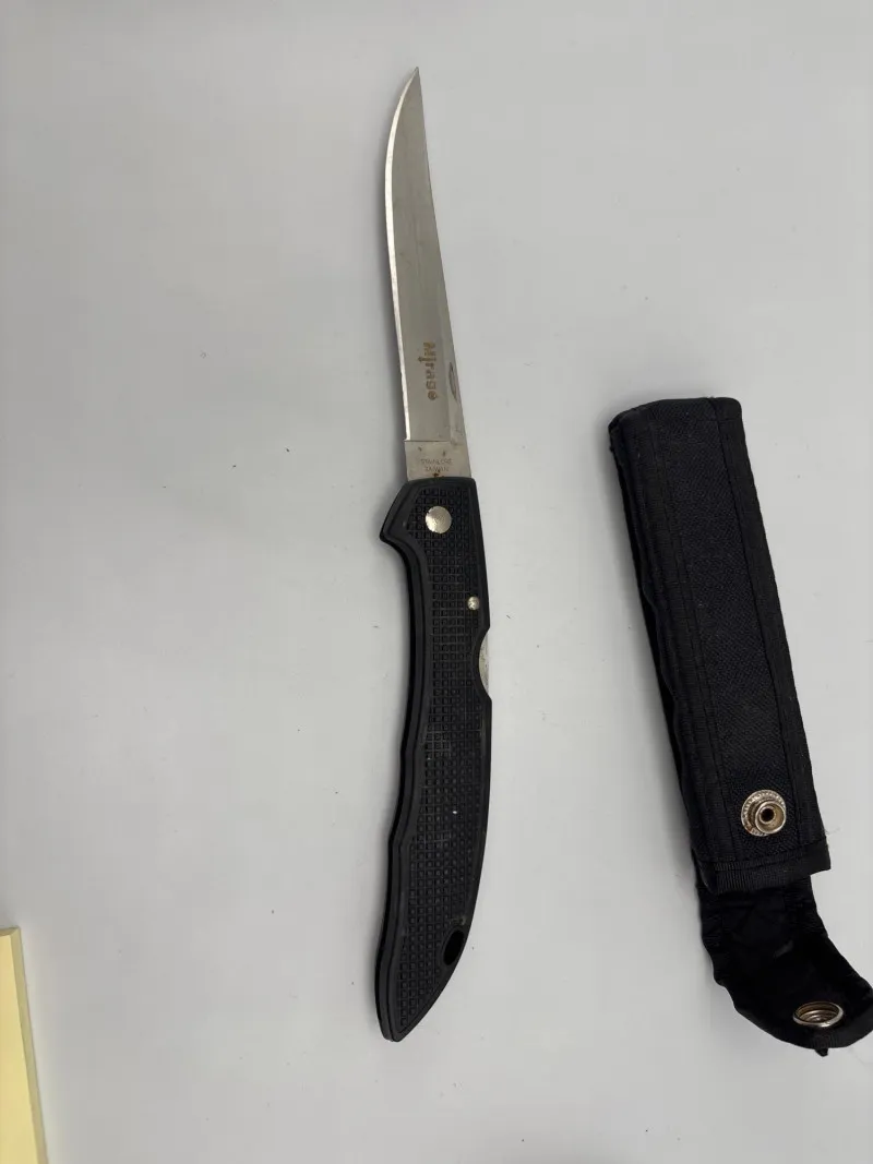 Ridge Folding Knife w/ Sheath – Sleek, Sharp & Ready - Sequim Estate Auction – A Life of Adventure & Humor | Ocean Bid Auction