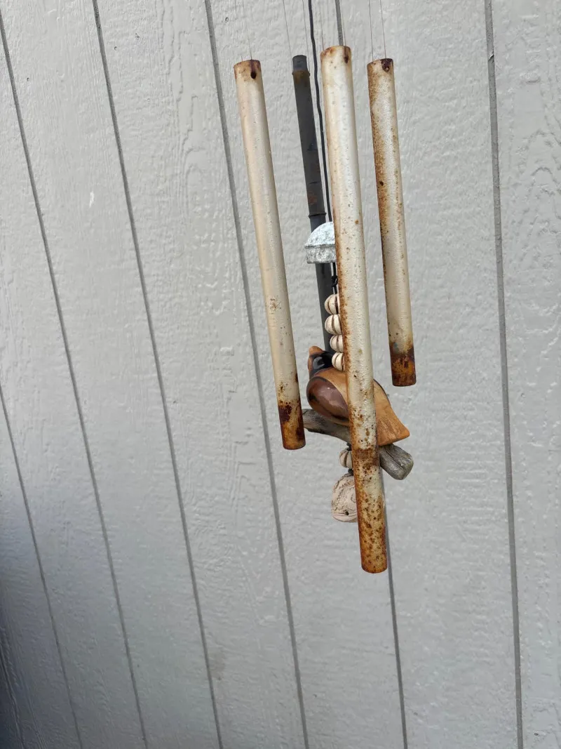 Rustic Metal Wind Chime Bird Driftwood Garden Outdoor Decor - Sequim Estate Auction – A Life of Adventure & Humor | Ocean Bid Auction