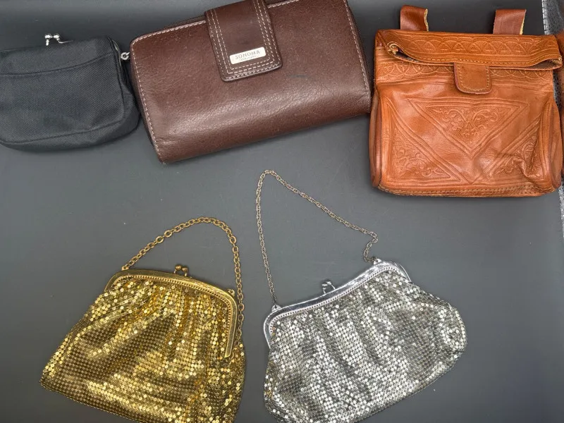 Vintage & Modern Handbag Lot Leather Sequin Evening Bags - Sequim Estate Auction – A Life of Adventure & Humor | Ocean Bid Auction