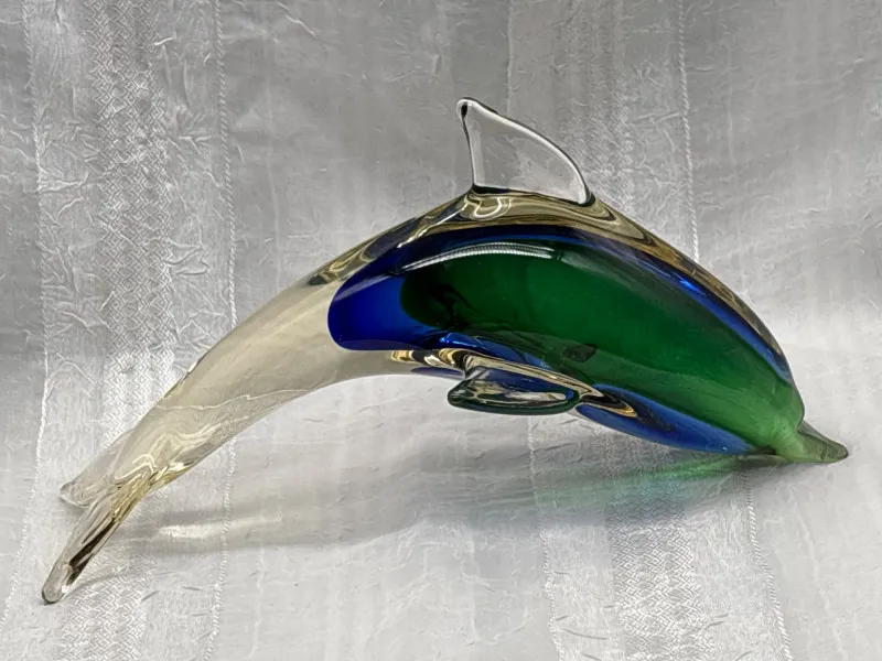 Stunning Murano Style Art Glass Dolphin Blue Green 10" Figure - Sequim Estate Auction – A Life of Adventure & Humor | Ocean Bid Auction