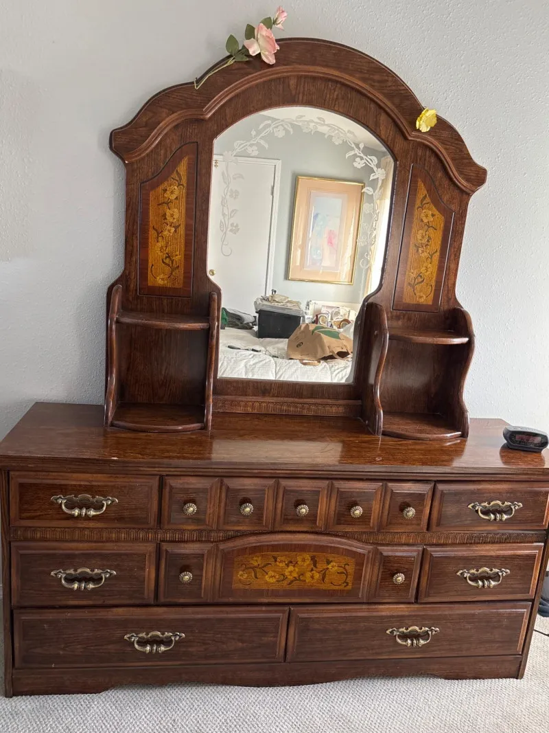 Vintage Wood Dresser w Mirror Ornate Inlay 6 Drawer Storage - Sequim Estate Auction – A Life of Adventure & Humor | Ocean Bid Auction