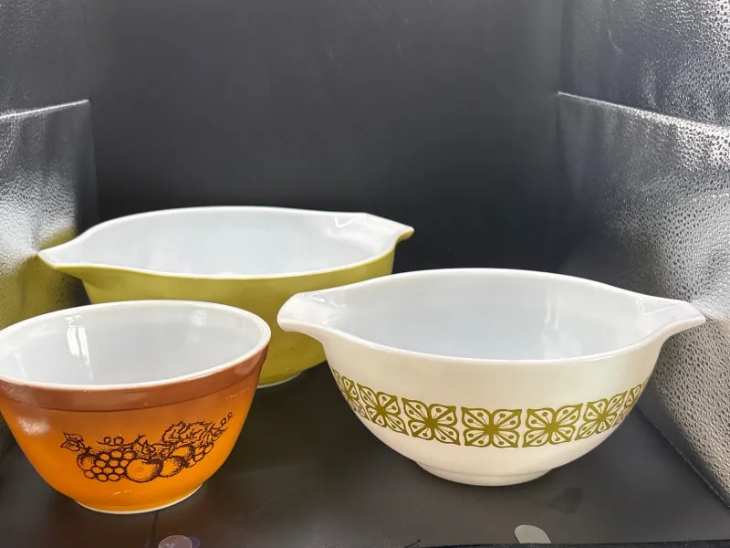 Vintage Pyrex Mixing Bowls – Spring Blossom, Primary Yellow & Fruit - Sequim Estate Auction – A Life of Adventure & Humor | Ocean Bid Auction