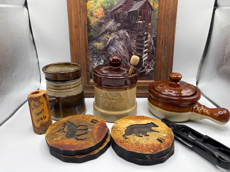 Rustic Cabin Decor Lot Frame Honey Pot Wood Coasters Bear - Sequim Estate Auction – A Life of Adventure & Humor | Ocean Bid Auction