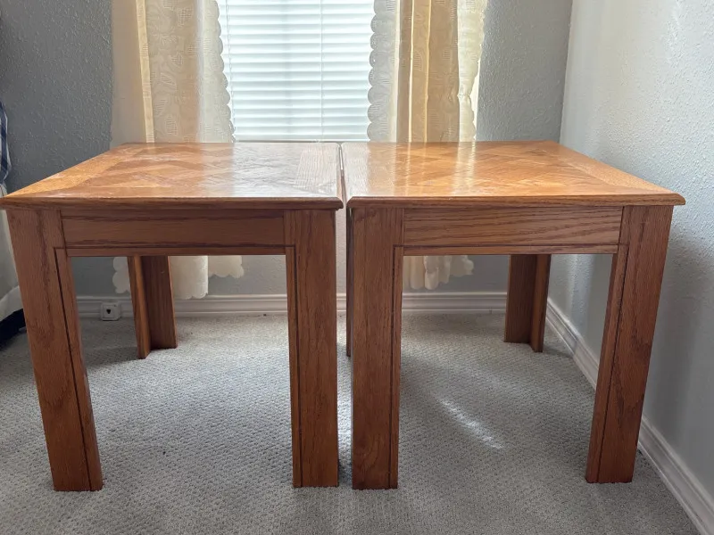 Pair Wood End Tables 22x18 Classic Side Tables Set - Sequim Estate Auction – A Life of Adventure & Humor | Ocean Bid Auction