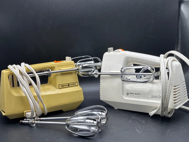 2 Electric Hand Mixers GE & Black+Decker w Attachments - Sequim Estate Auction – A Life of Adventure & Humor | Ocean Bid Auction