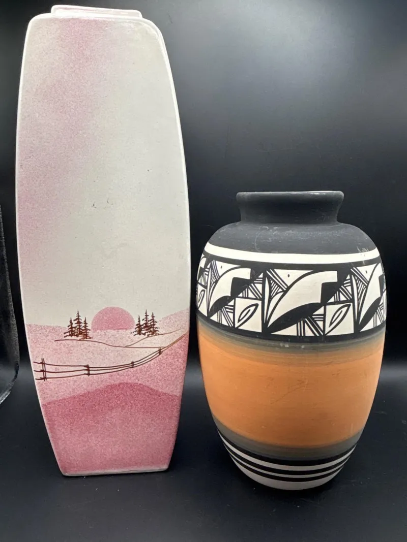 Southwest Desert Sunset Vase Pair Art Pottery Decor Set - Sequim Estate Auction – A Life of Adventure & Humor | Ocean Bid Auction