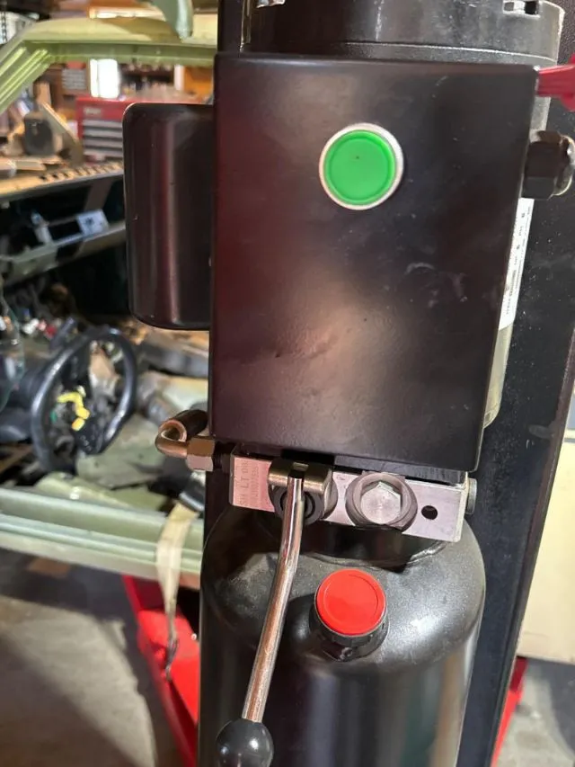 Olympic 2 Post Auto Lift 10K Capacity Shop Lift Estate Sale - Sequim #2: Cars, Tools & Shop Liquidation – Everything Must Go! | Ocean Bid Auction