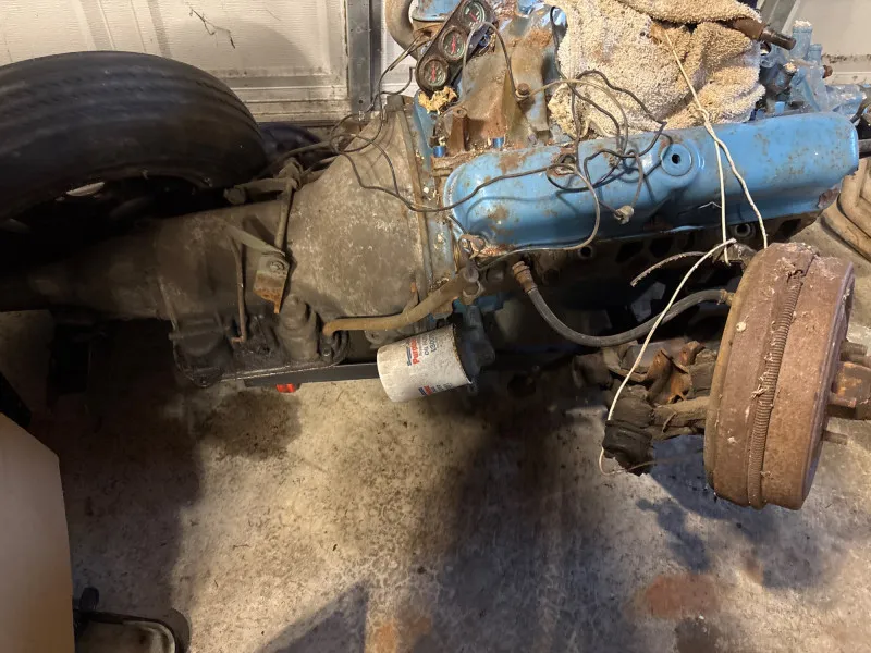 Mopar LA Small Block V8 Engine – Casting #2591915-2 (1960s) - Sequim #2: Cars, Tools & Shop Liquidation – Everything Must Go! | Ocean Bid Auction