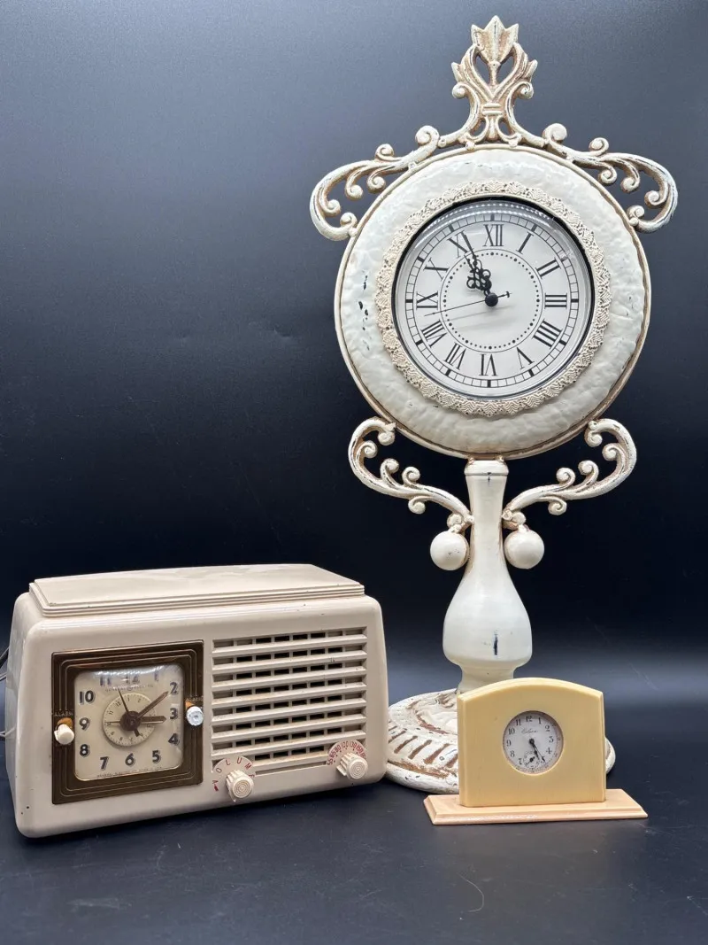 3pc Vintage Clock & Radio Set - Hollywood Regency Pedestal Clock - Designer Decor and Other Treasures | Ocean Bid Auction