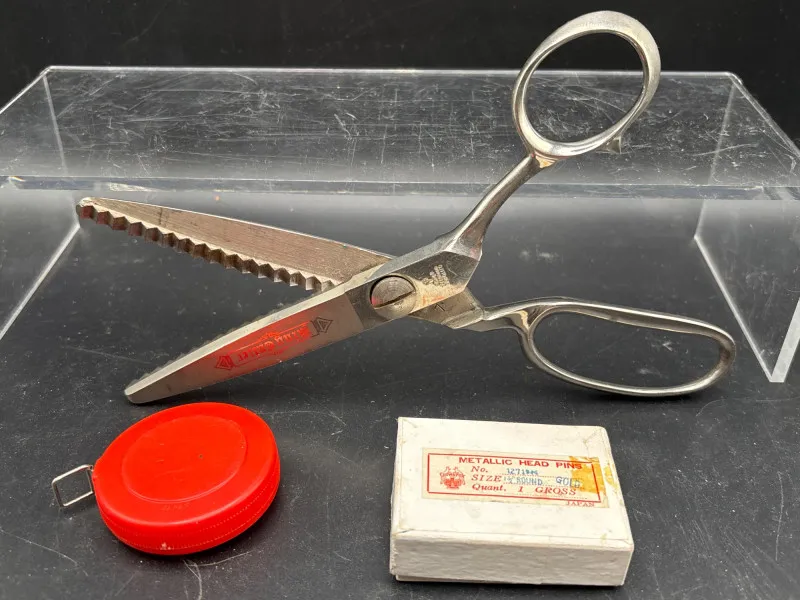 Vintage Sewing Lot | Wiss Style Pinking Shears | Japan Head Pins - Designer Decor and Other Treasures | Ocean Bid Auction
