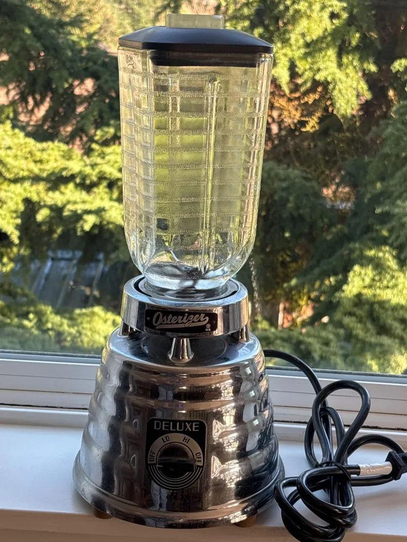 Vintage Osterizer Deluxe "Beehive" Blender | Chrome & Glass | Tested - Designer Decor and Other Treasures | Ocean Bid Auction