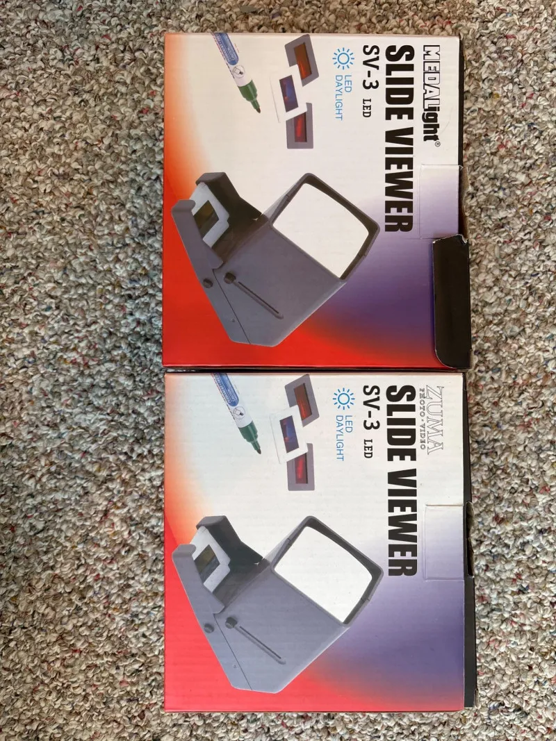 2pc Zuma SV-3 LED Slide Viewer Set with Boxes - Designer Decor and Other Treasures | Ocean Bid Auction