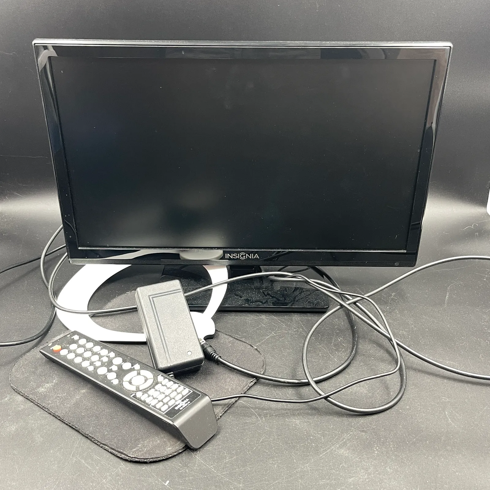 Insignia 19" Flat Screen TV with Remote - Sterling Silver, Stones & Seattle History Estate Auction and 0% buyers premium! | Ocean Bid Auction