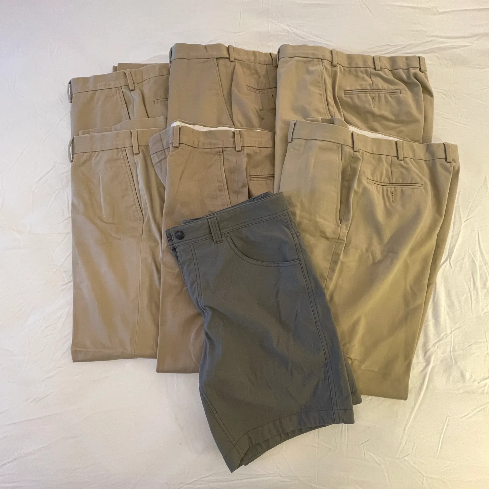 Men’s Lands’ End & Royal Robbins Pants Lot - Sterling Silver, Stones & Seattle History Estate Auction and 0% buyers premium! | Ocean Bid Auction