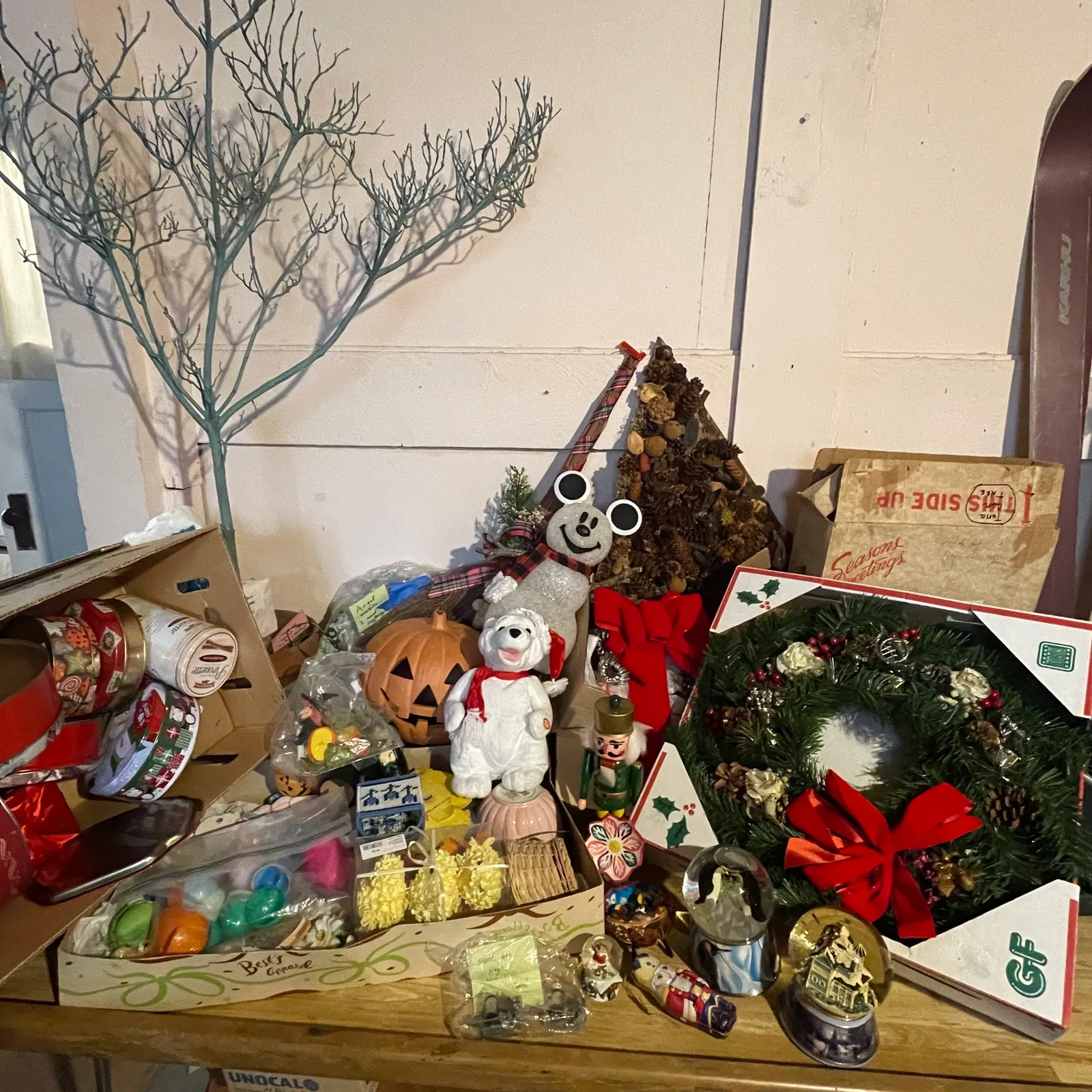 Large Vintage Christmas & Holiday Décor Lot - Sterling Silver, Stones & Seattle History Estate Auction and 0% buyers premium! | Ocean Bid Auction