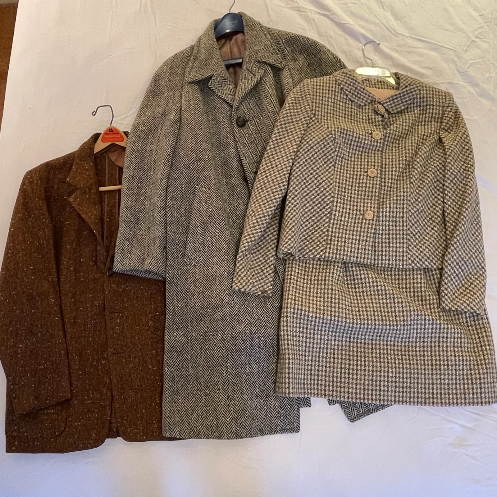 Vintage Wool Coats & Women’s Suit - Sterling Silver, Stones & Seattle History Estate Auction and 0% buyers premium! | Ocean Bid Auction