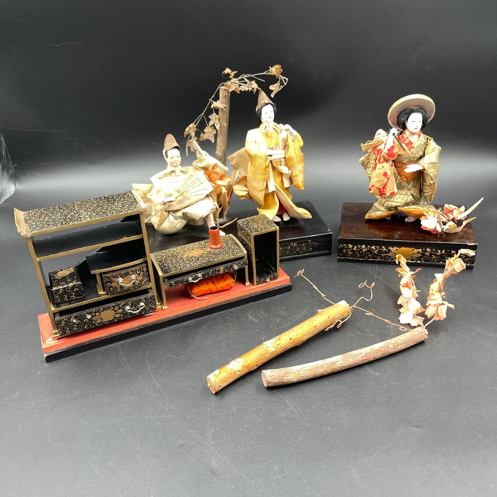 Antique Japanese Hina Doll Display – Figures, Lacquer Furniture & Accessories - Sterling Silver, Stones & Seattle History Estate Auction and 0% buyers premium! | Ocean Bid Auction