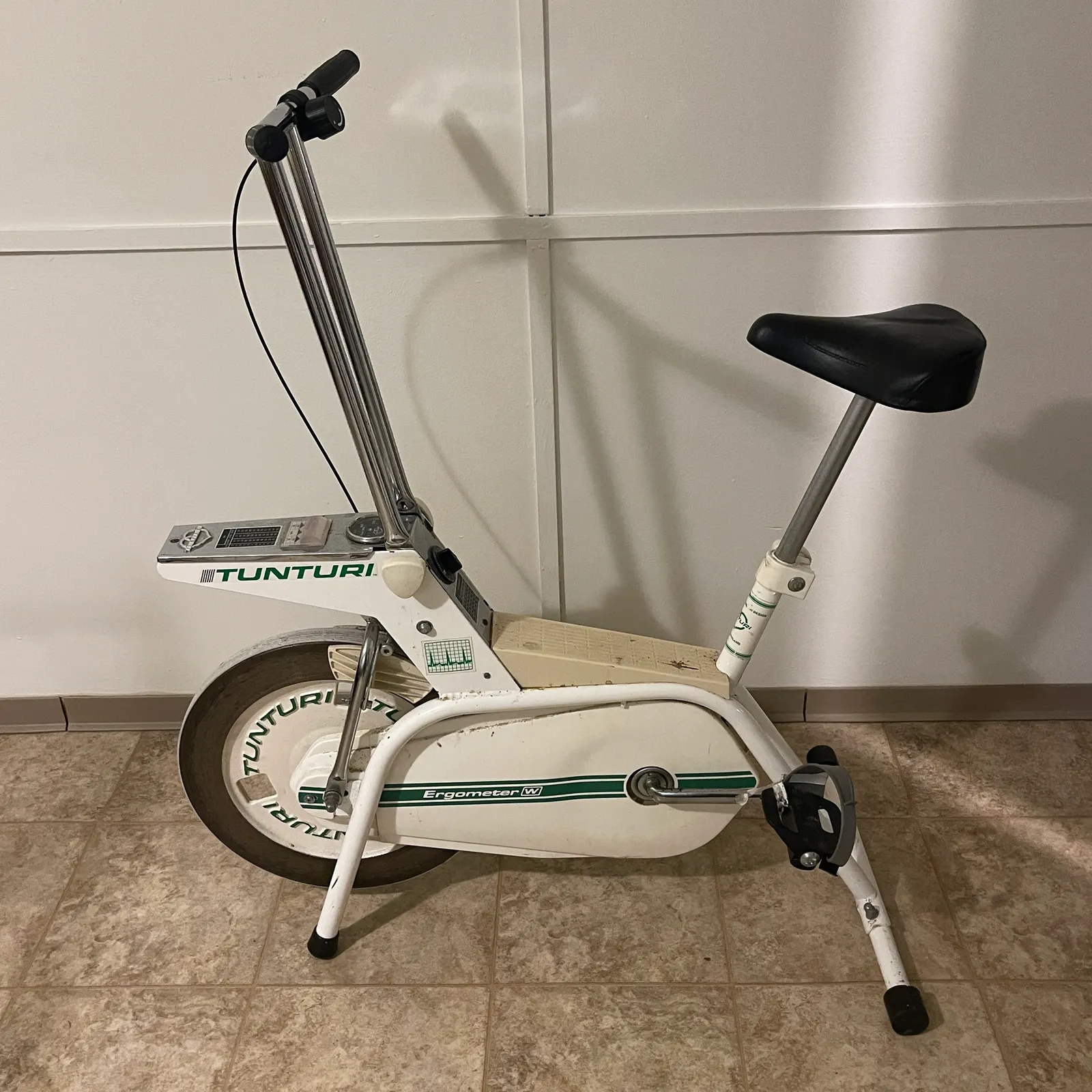 Vintage Tunturi Ergometer W Exercise Bike – Tachometer Broken - Sterling Silver, Stones & Seattle History Estate Auction and 0% buyers premium! | Ocean Bid Auction