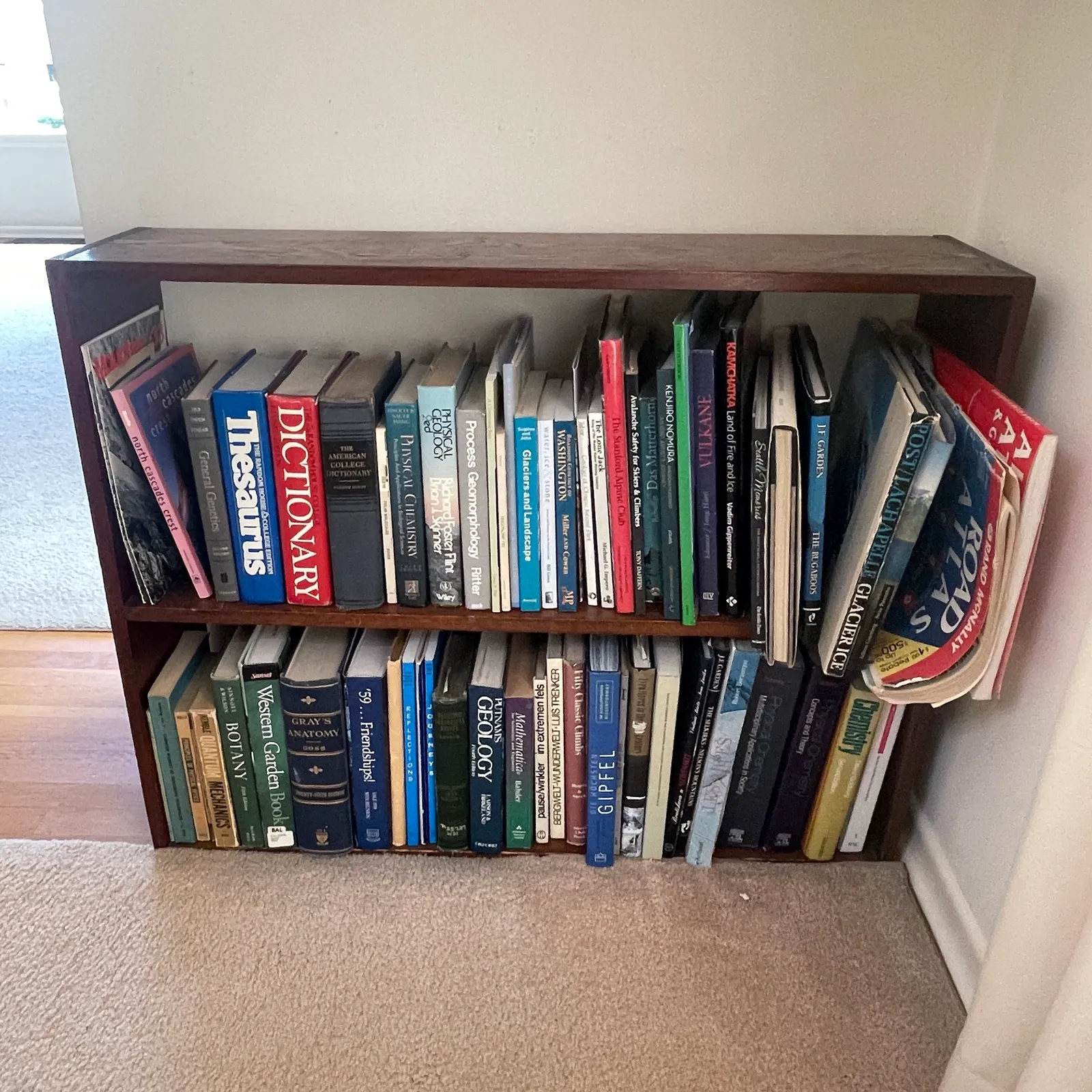 Large Science & Reference Book Lot w/ Wood Bookshelf – Geology, Botany & Glaciers - Sterling Silver, Stones & Seattle History Estate Auction and 0% buyers premium! | Ocean Bid Auction