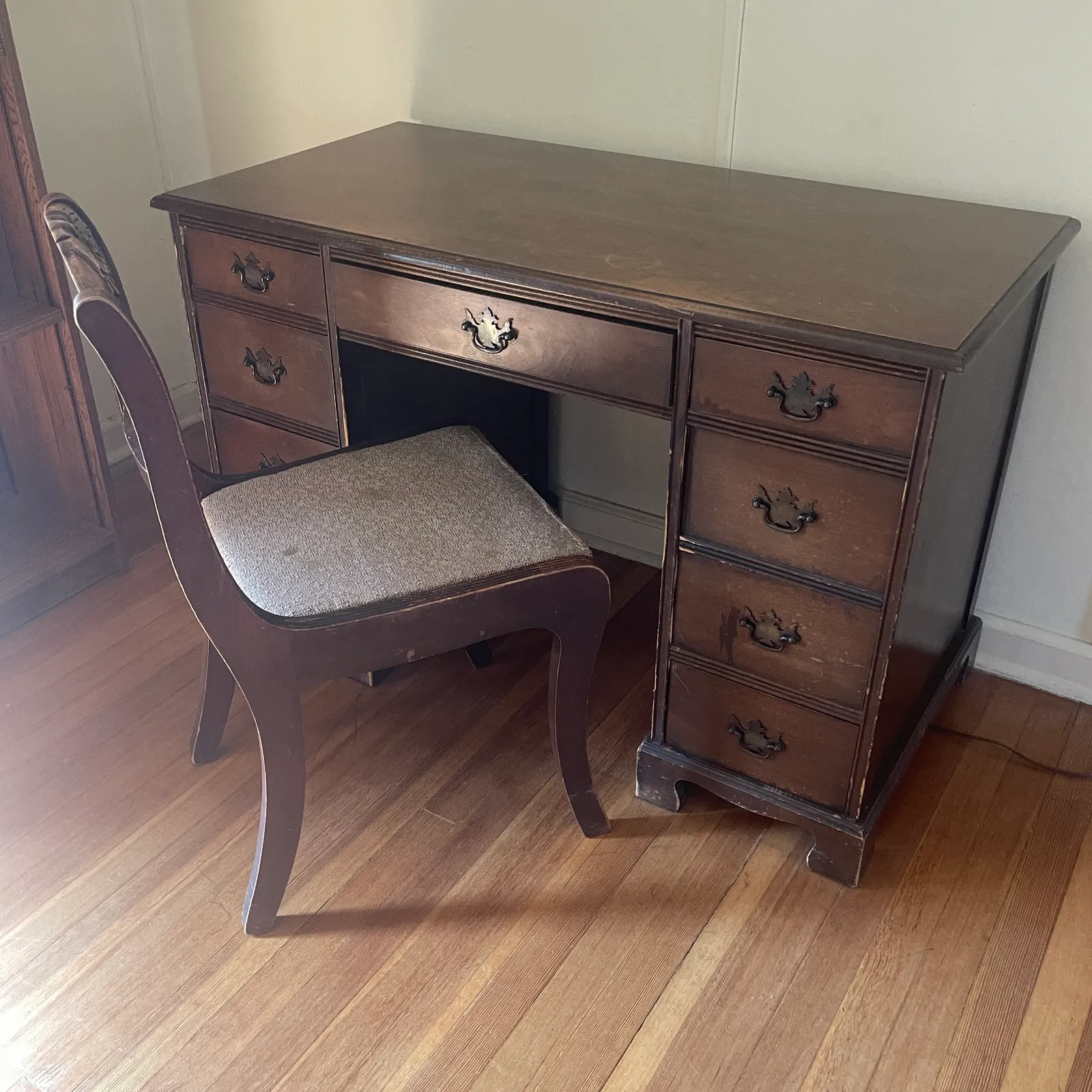 Vintage Keyhole Desk with Carved Chair - Sterling Silver, Stones & Seattle History Estate Auction and 0% buyers premium! | Ocean Bid Auction