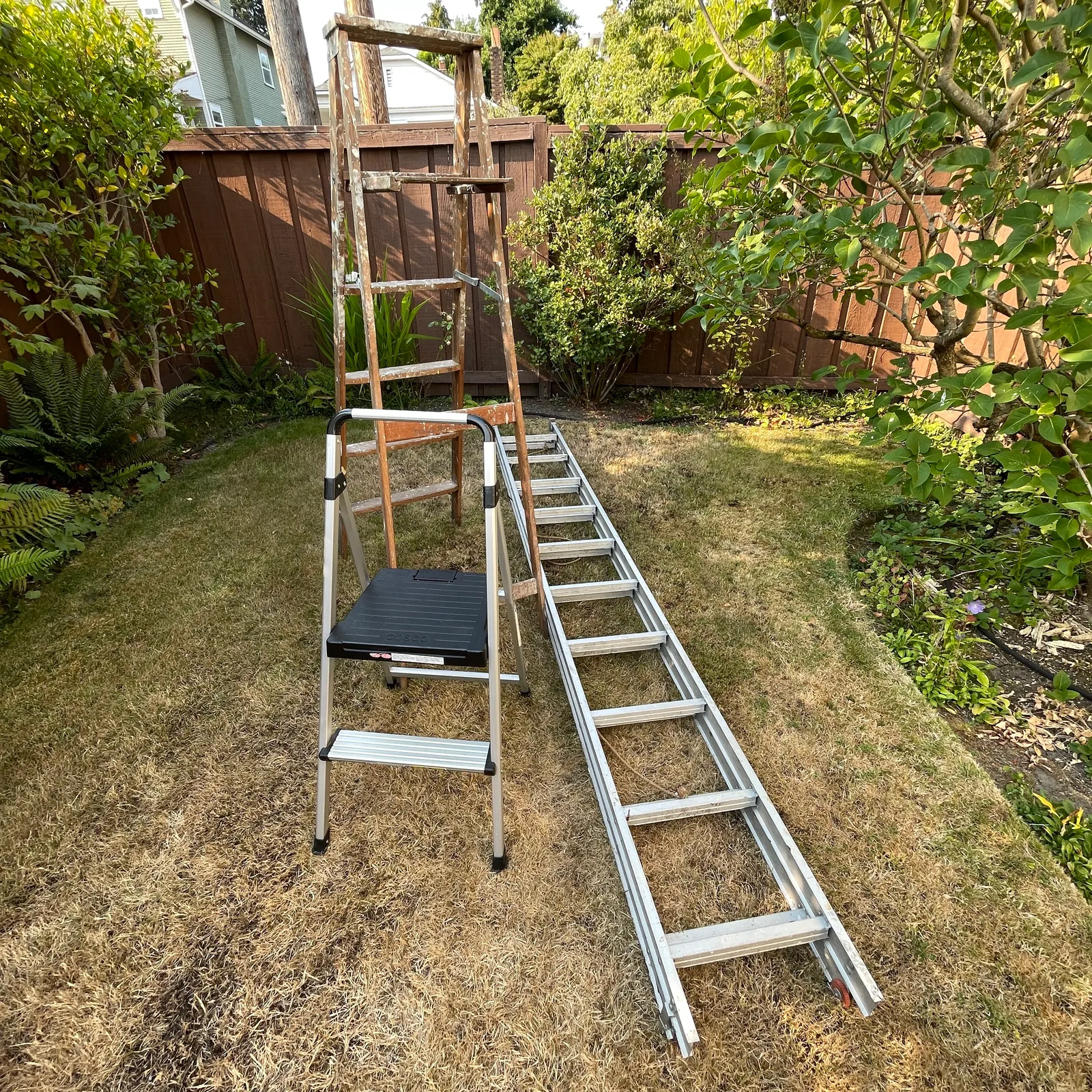 Howard, Sears & Cosco Vintage Ladders - Sterling Silver, Stones & Seattle History Estate Auction and 0% buyers premium! | Ocean Bid Auction