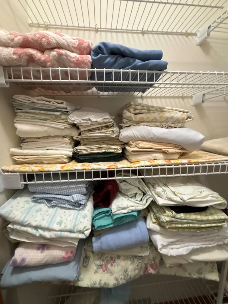 Huge Linen Closet Cleanout - Sheets, Pillowcases, Blankets & More - Newcastle Estate Collection - STERLING SILVER, GOLD TEETH, Antiques & Collectibles | Ocean Bid Auction