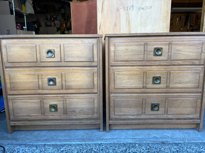 Pair of Mid-Century Oak 3-Drawer Nightstands or Bachelor Chests - Newcastle Estate Collection - STERLING SILVER, GOLD TEETH, Antiques & Collectibles | Ocean Bid Auction