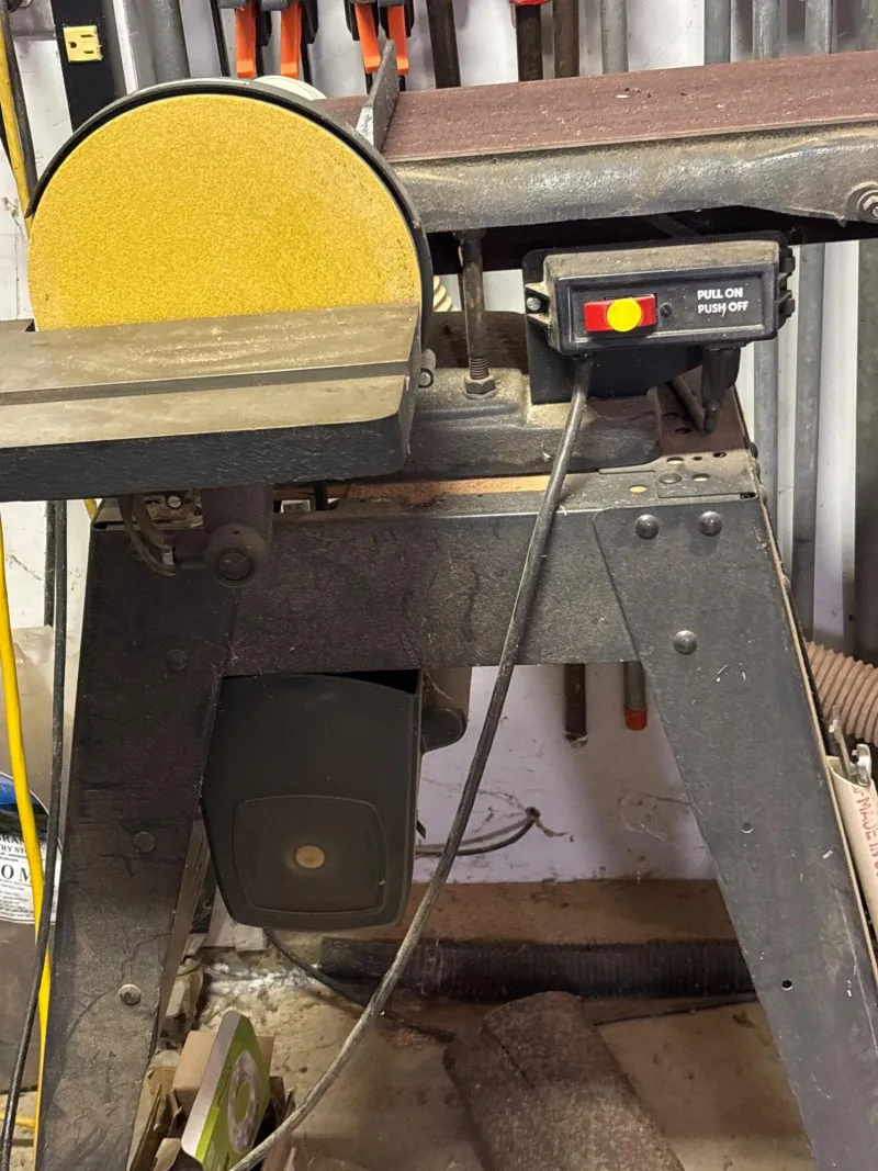 Belt & Disc Sander w/ Dust Collector – Complete Shop Setup - Newcastle Estate Collection - STERLING SILVER, GOLD TEETH, Antiques & Collectibles | Ocean Bid Auction