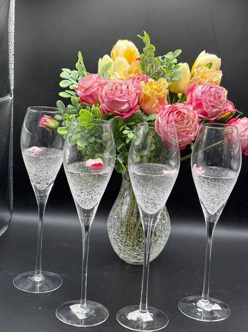 Mimosas Anyone? Champagne Flutes & Crackle Glass Vase - Collector’s Dream Auction – Lladro, Murano, Coastal Decor-Anacortes and Sequim pick-ups | Ocean Bid Auction