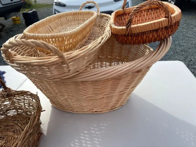 Woven Basket Lot – Assorted Sizes & Styles - Collector’s Dream Auction – Lladro, Murano, Coastal Decor-Anacortes and Sequim pick-ups | Ocean Bid Auction