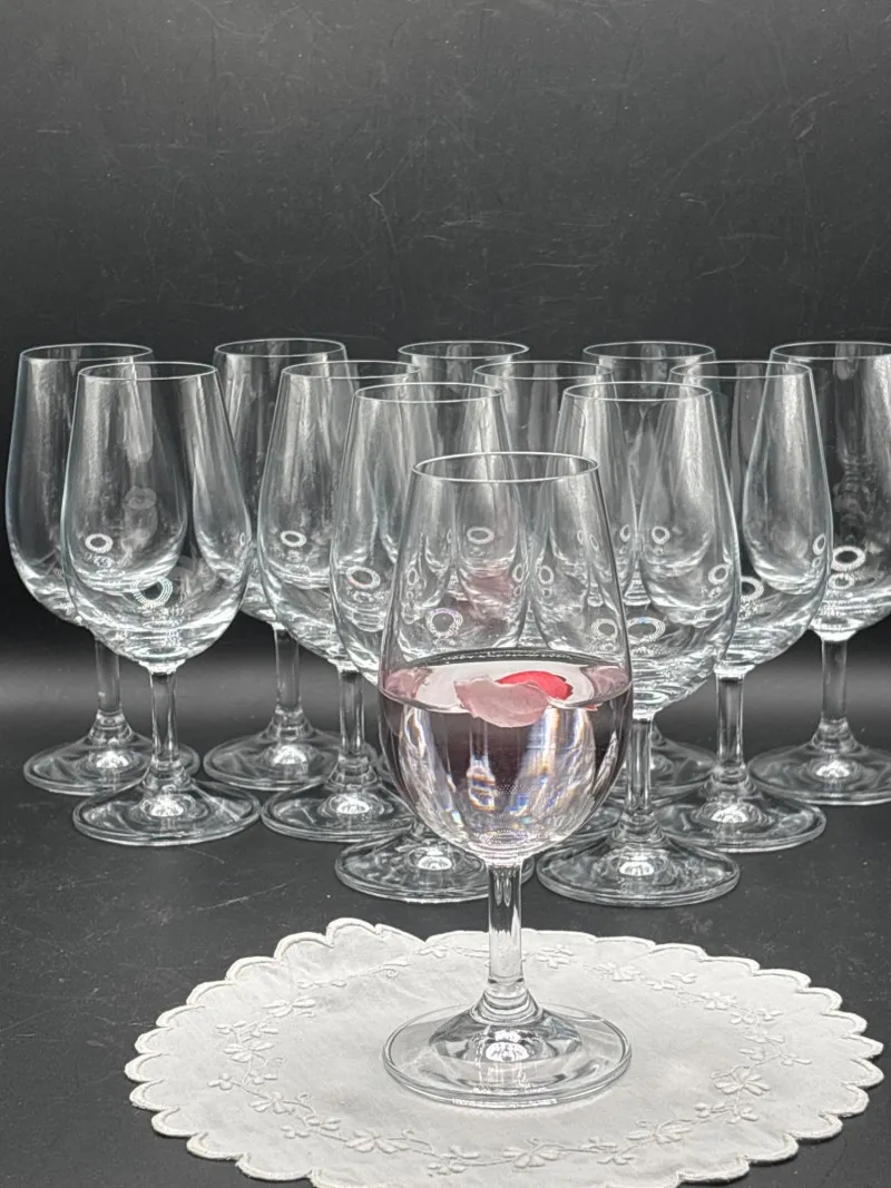 Ravenscroft Crystal Glasses Set – 6” Tall Elegant Barware - Collector’s Dream Auction – Lladro, Murano, Coastal Decor-Anacortes and Sequim pick-ups | Ocean Bid Auction