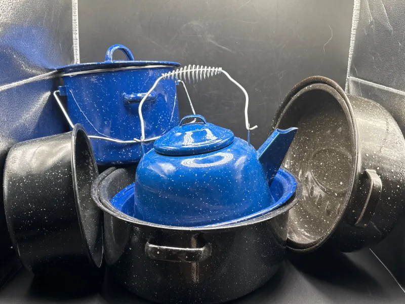 Enamel Camping Cookware Lot – Pots, Pan, Kettle Set - Collector’s Dream Auction – Lladro, Murano, Coastal Decor-Anacortes and Sequim pick-ups | Ocean Bid Auction