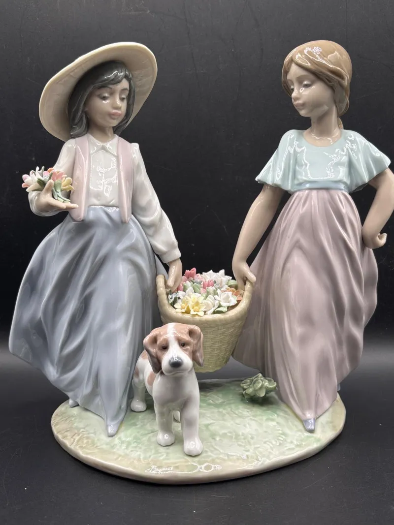 Lladro Porcelain Figurine Two Girls Dog Floral Basket Scene - Collector’s Dream Auction – Lladro, Murano, Coastal Decor-Anacortes and Sequim pick-ups | Ocean Bid Auction