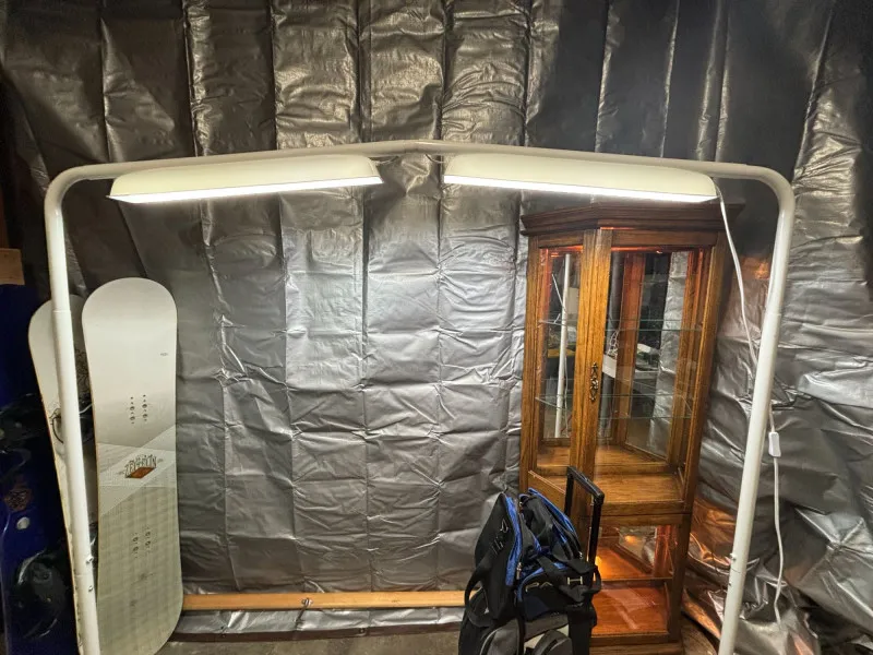 Grace Company Quilting Light Frame – Dual LED Sewing / Craft Light - Mixed Treasures Auction | Ocean Bid Auction