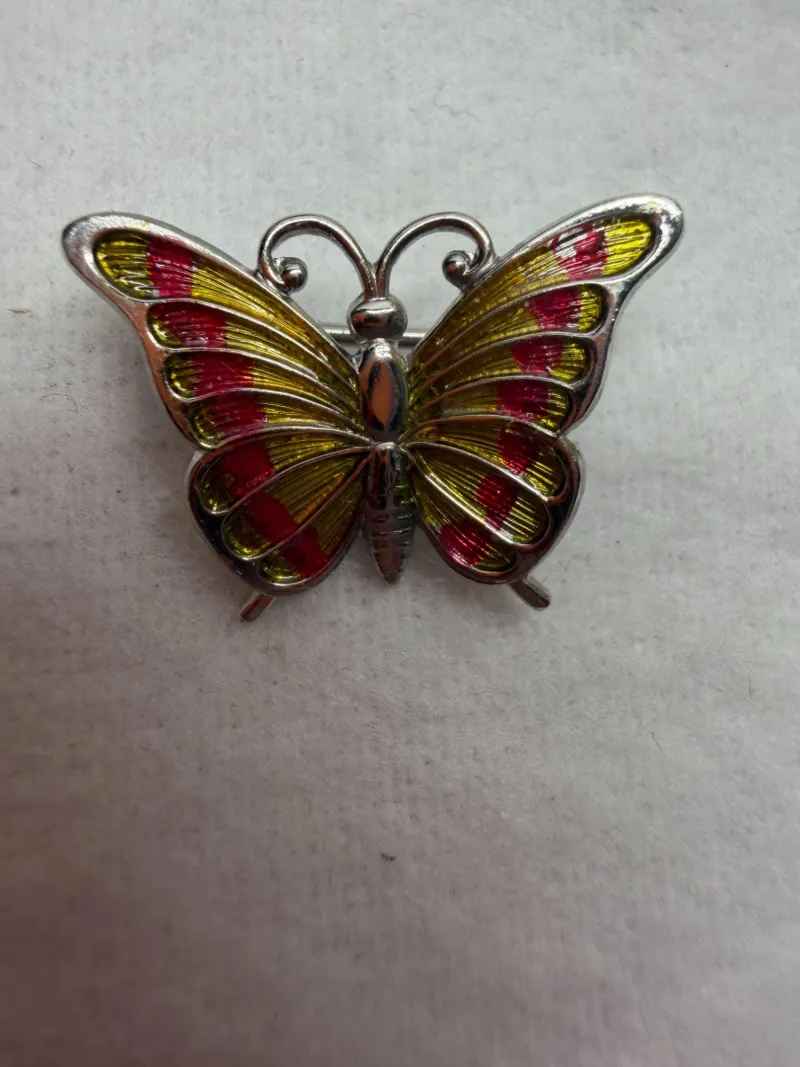🦋 Beau Sterling Enamel Butterfly Brooch - Mixed Treasures Auction | Ocean Bid Auction