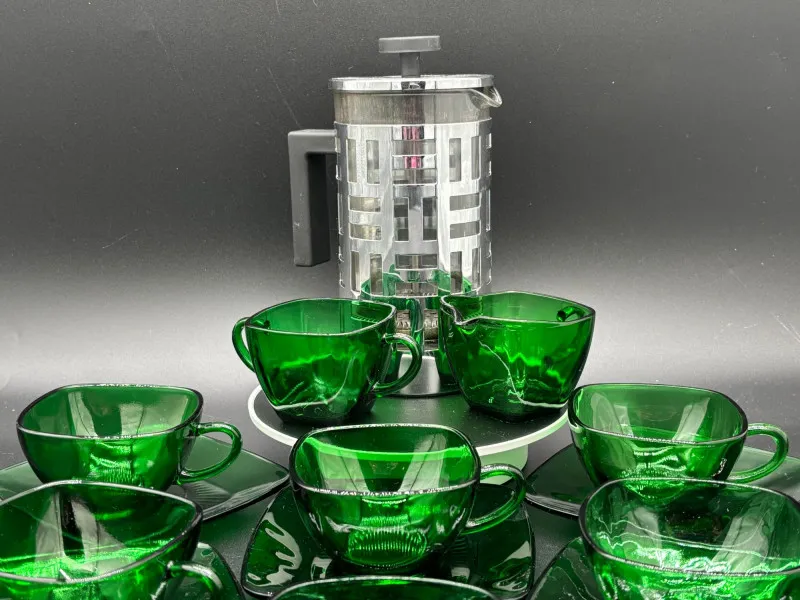 Vintage Emerald Green Glass Tea/Coffee Set – - Mixed Treasures Auction | Ocean Bid Auction