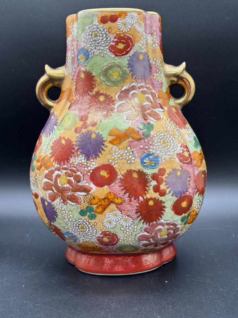Stunning Hand-Painted Japanese Satsuma-Style Vase – Double Handle, Sig - Mixed Treasures Auction | Ocean Bid Auction