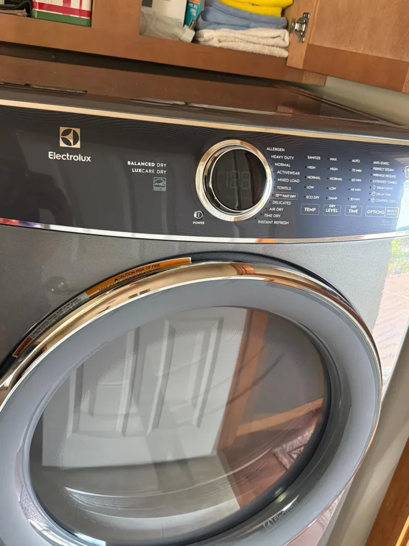 Electrolux Front Load Electric Dryer with Pedestal Storage Drawer - Anacortes Estate Auction – Sterling Silver, Jewelry & Incredible Finds | Ocean Bid Auction