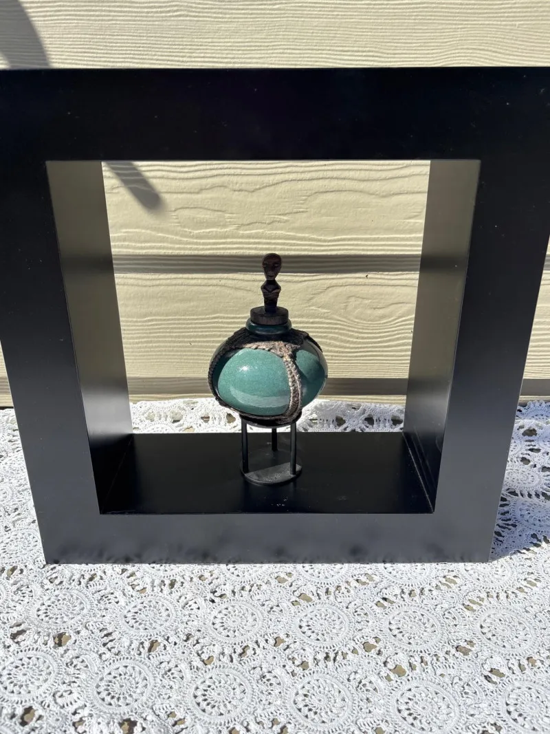 Raku Pottery Wish Keeper Style Vessel, Carved Figure Stopper - Anacortes Estate Auction – Sterling Silver, Jewelry & Incredible Finds | Ocean Bid Auction
