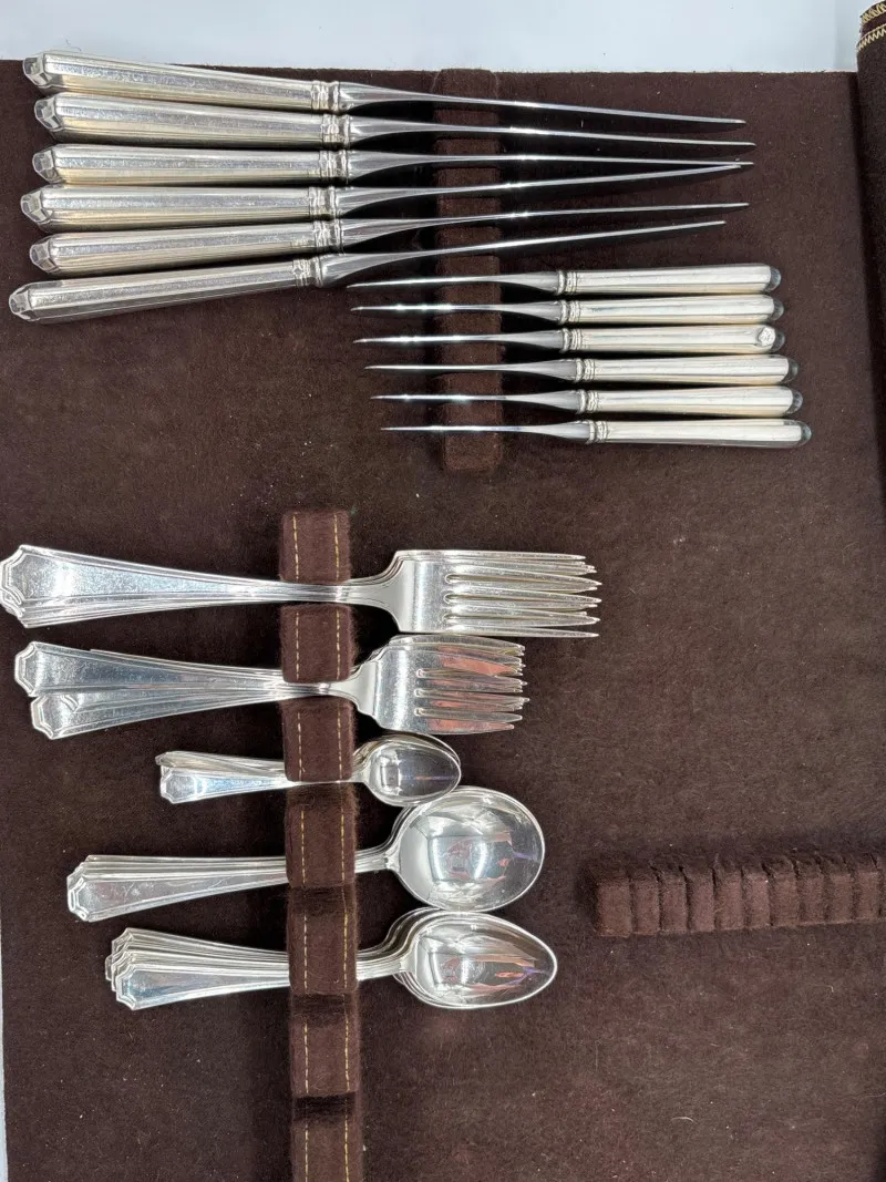 Gorham Sterling Silver Flatware Service – 1,738g Total Weight - Anacortes Estate Auction – Sterling Silver, Jewelry & Incredible Finds | Ocean Bid Auction