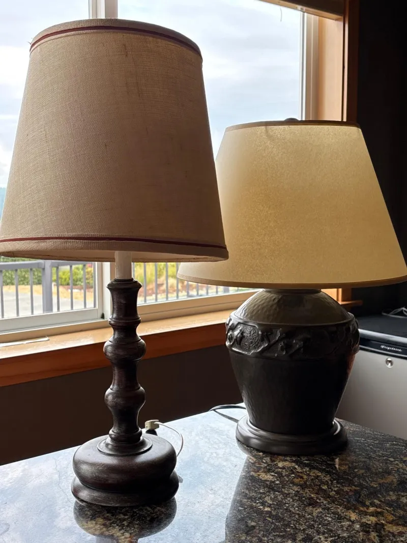 Pair of Table Lamps – Turned Wood & Decorative Metal Bases - Anacortes Estate Auction – Sterling Silver, Jewelry & Incredible Finds | Ocean Bid Auction