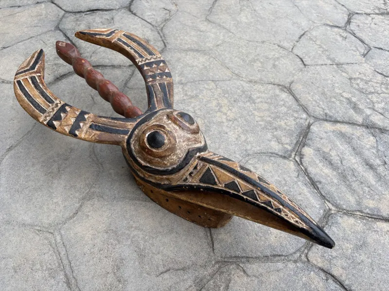 Large Hand-Carved Tribal Bird Mask – 27" Decorative Wall Art - Anacortes Estate Auction – Sterling Silver, Jewelry & Incredible Finds | Ocean Bid Auction