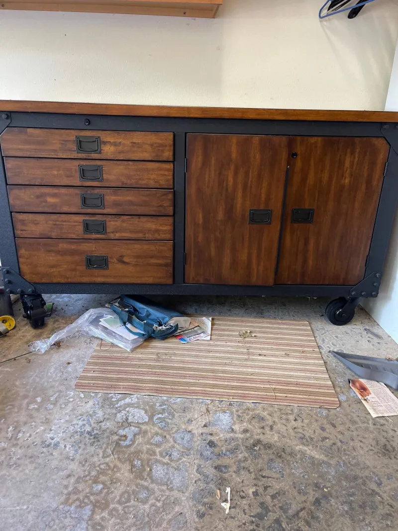 Industrial Rolling Workbench Cabinet with Drawers & Storage - Anacortes Estate Auction – Sterling Silver, Jewelry & Incredible Finds | Ocean Bid Auction