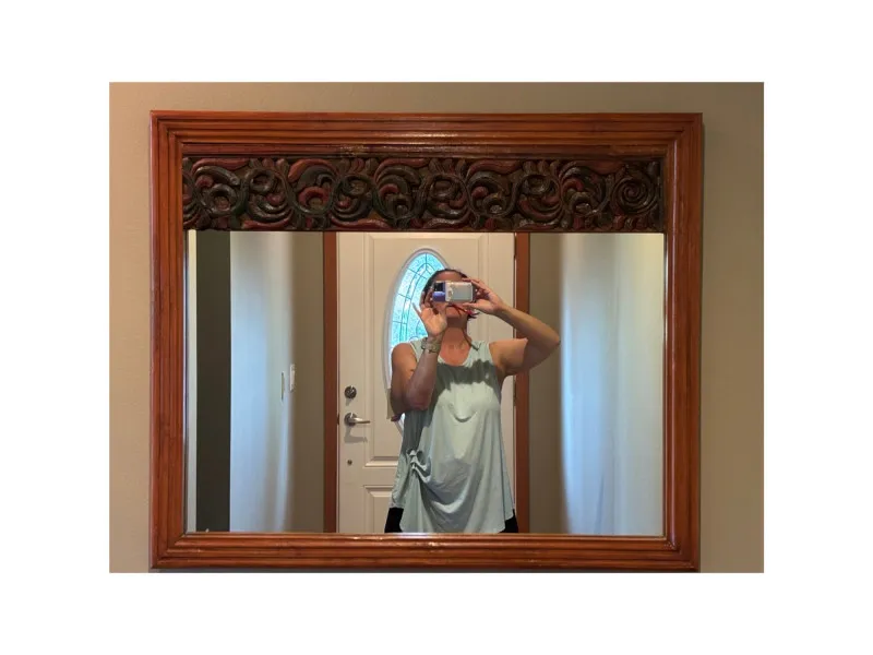 Hand-Carved Decorative Wood Framed Wall Mirror - Anacortes Estate Auction – Sterling Silver, Jewelry & Incredible Finds | Ocean Bid Auction