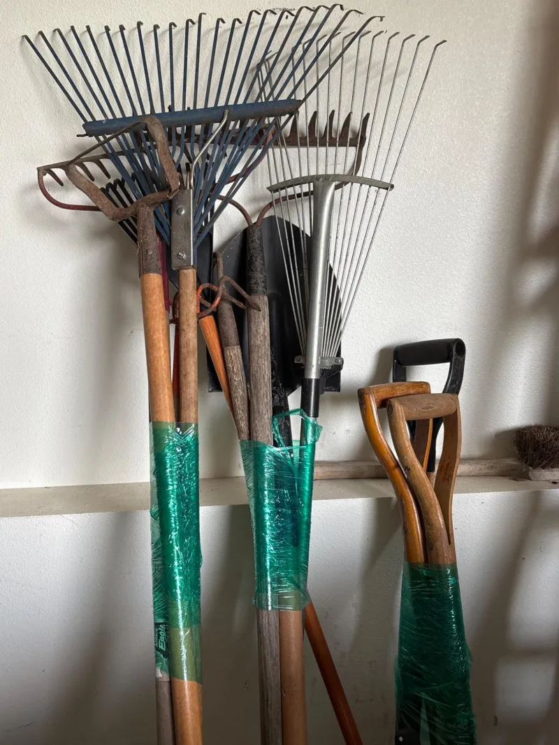 Large Garden Tool Lot Rakes Shovels Cultivator Fireplace Tools - Anacortes Estate Auction – Sterling Silver, Jewelry & Incredible Finds | Ocean Bid Auction