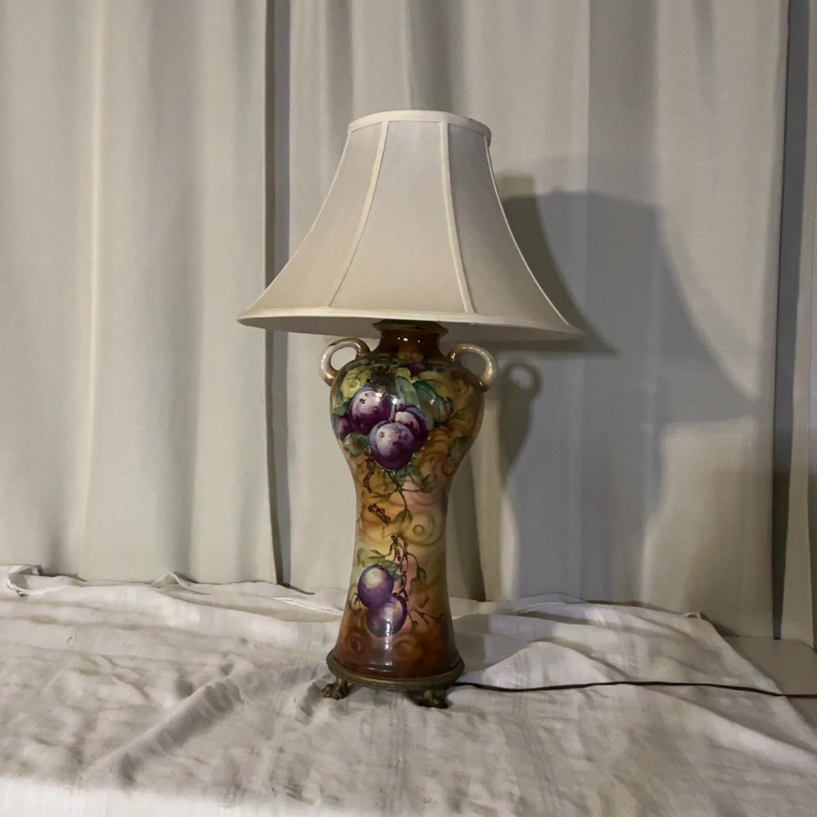 32-Inch Painted Grape Urn Table Lamp with Shade